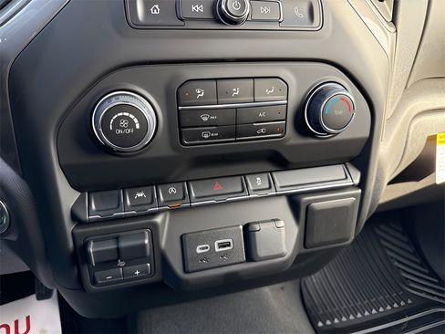 New 2025 Chevrolet Silverado 1500 W/T w/ WT Value Package image 17