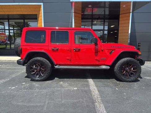 Used 2023 Jeep Wrangler Unlimited Rubicon w/ Dual Top Group AWD/4WD image 2