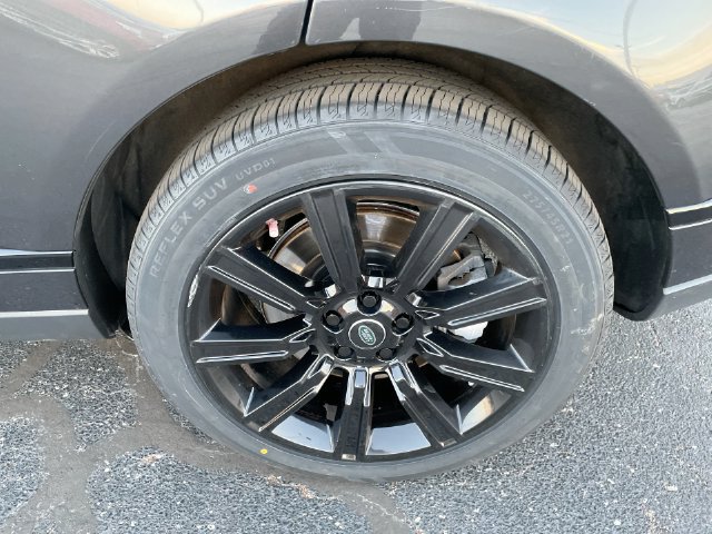 Used 2018 Land Rover Range Rover Supercharged AWD/4WD image 8
