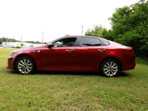 Used 2018 Kia Optima S image 21