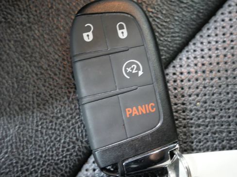 Used 2023 Jeep Compass High Altitude AWD/4WD image 29