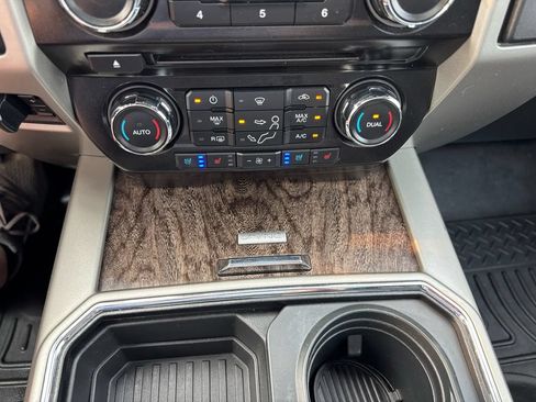 Used 2017 Ford F350 Lariat w/ Chrome Package AWD/4WD image 34