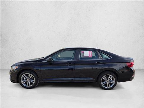 Certified 2023 Volkswagen Jetta SE FWD image 9