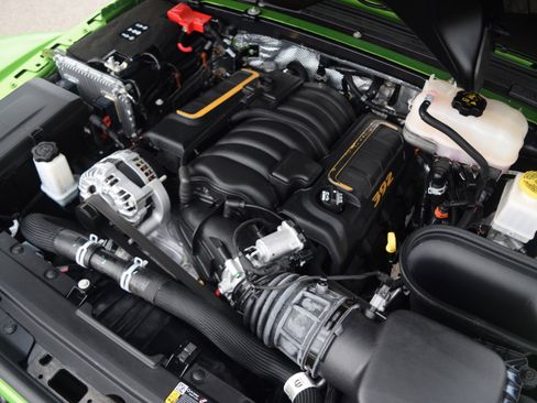 Used 2025 Jeep Wrangler Unlimited Rubicon 392 image 28