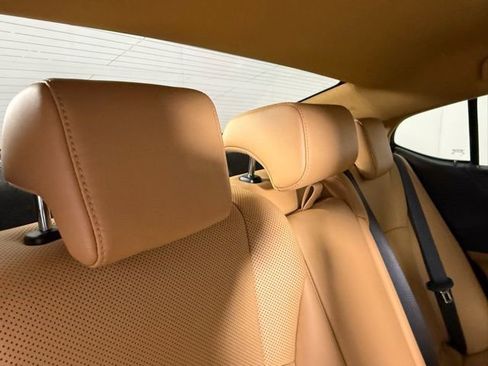 Certified 2022 Lexus ES 300h 300h w/ Premium Package image 30