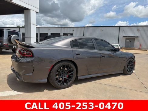 Used 2016 Dodge Charger R/T Scat Pack w/ Beats Audio Group RWD image 2