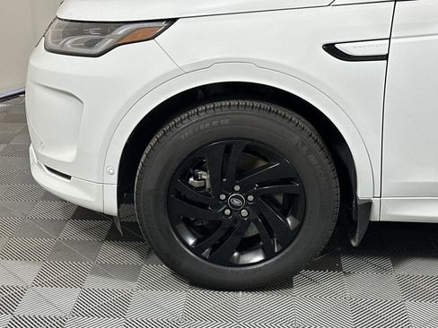 Used 2024 Land Rover Discovery Sport S image 9