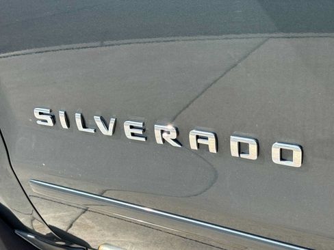 Used 2017 Chevrolet Silverado 1500 LT w/ All Star Edition AWD/4WD image 12