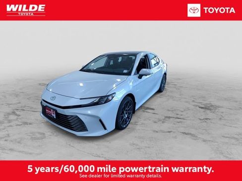 New 2026 Toyota Camry XLE AWD/4WD image 5