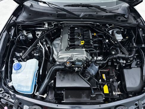 Used 2019 MAZDA MX-5 Miata Club w/ Brembo/BBS Recaro Package image 3