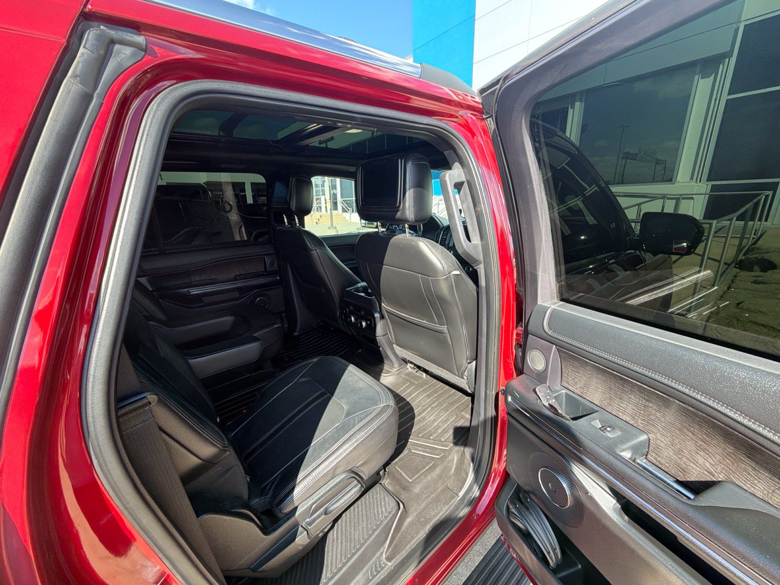 Used 2018 Ford Expedition Max Limited w/ Equipment Group 301A RWD image 14