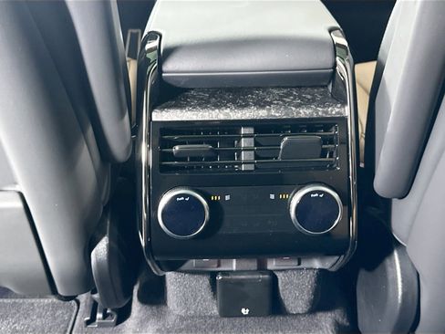 New 2025 Land Rover Range Rover Sport Dynamic SE image 30
