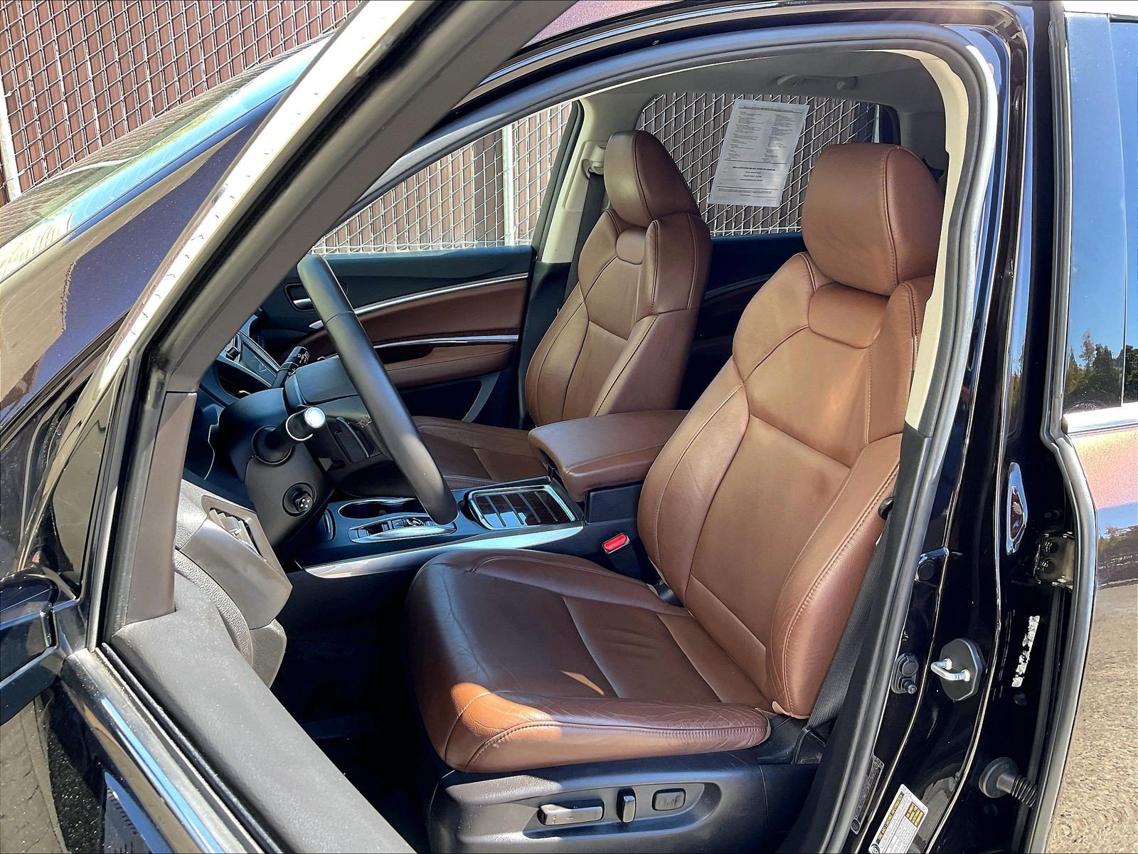 Used 2018 Acura MDX w/ Technology Package AWD/4WD image 24