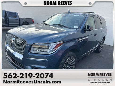 Used 2019 Lincoln Navigator Reserve image 1