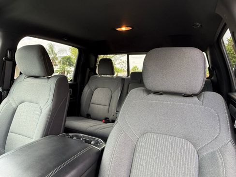 Used 2022 RAM 1500 Big Horn AWD/4WD image 23