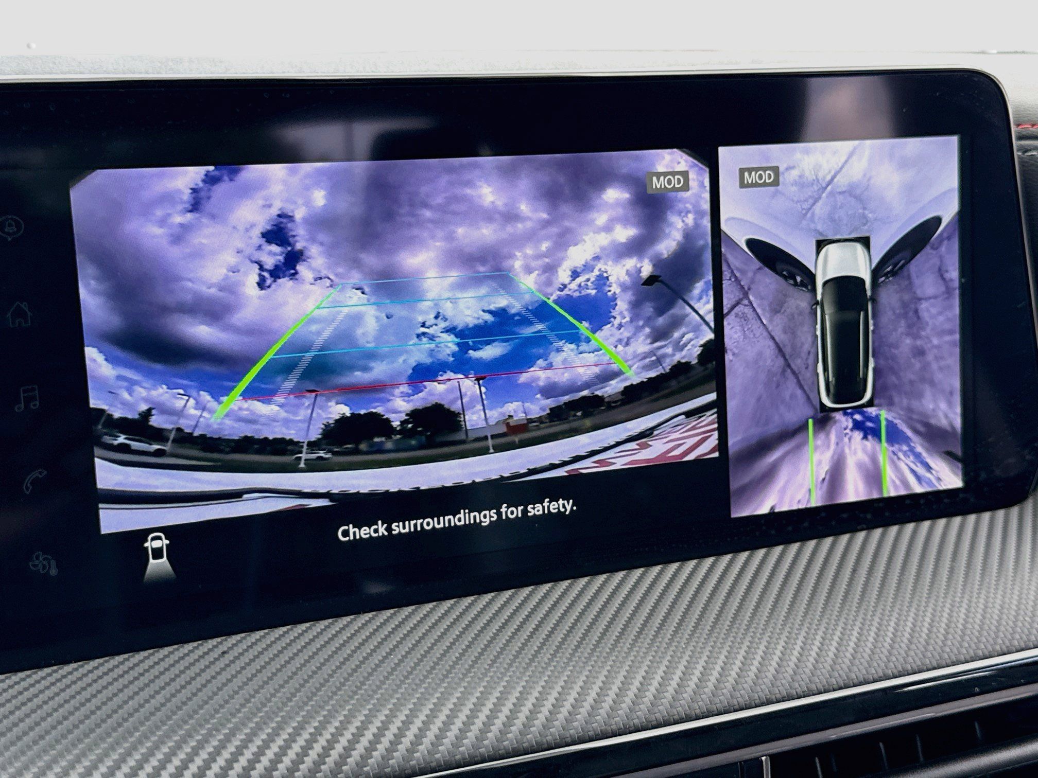 Certified 2025 Nissan Kicks SR AWD/4WD image 17