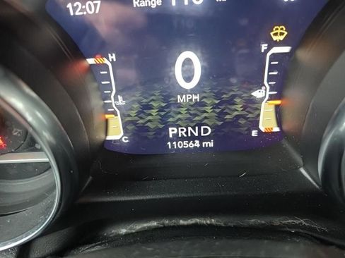 Used 2022 Jeep Wrangler Unlimited Sahara w/ Cold Weather Group image 12