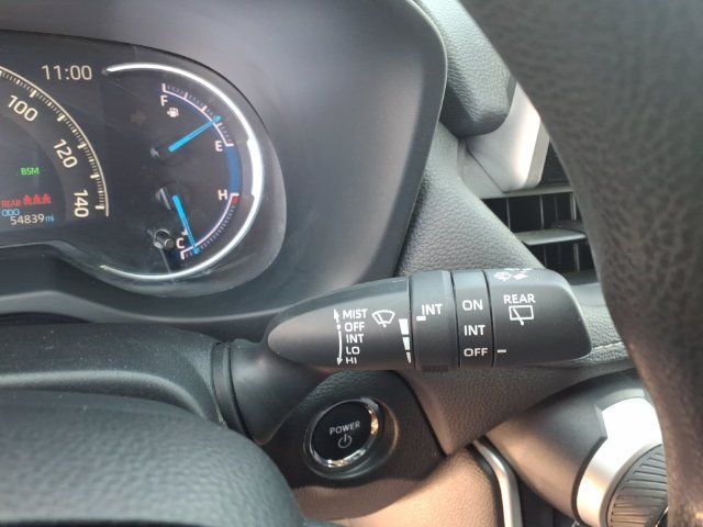 Used 2023 Toyota RAV4 XLE AWD/4WD image 19