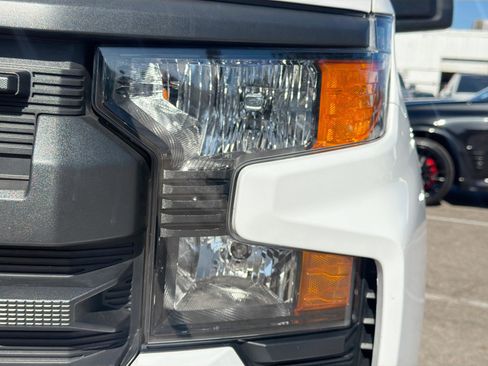 Used 2024 Chevrolet Silverado 1500 Custom image 9