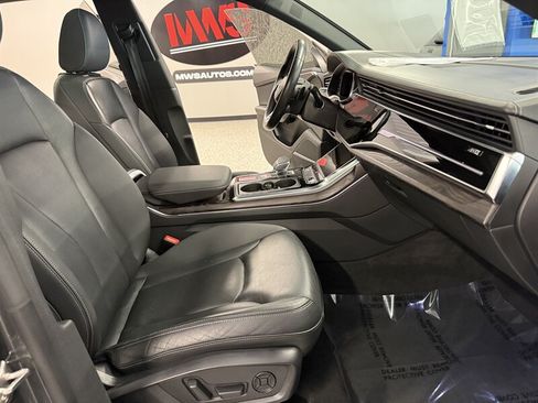 Used 2021 Audi Q8 Prestige w/ Prestige Package AWD/4WD image 26
