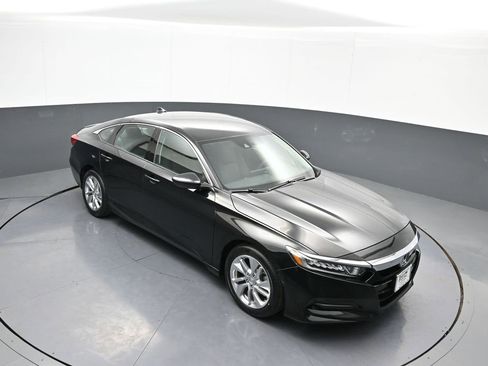 Certified 2019 Honda Accord LX image 34