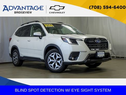 Used 2024 Subaru Forester Premium AWD/4WD image 1