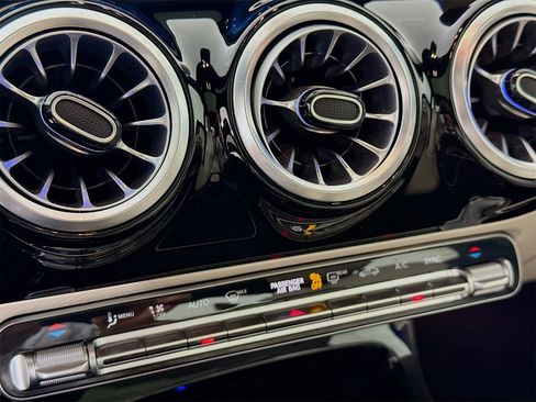 Used 2022 Mercedes-Benz A 220 image 16