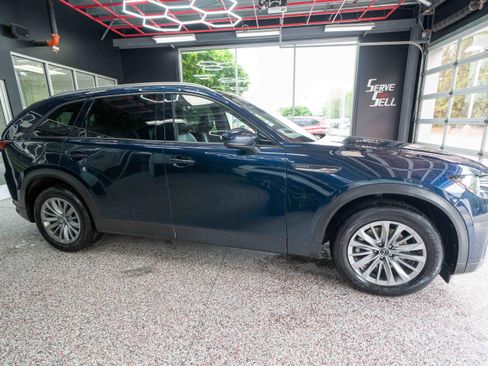 Used 2024 MAZDA CX-90 Plug-In Hybrid w/ Preferred AWD/4WD image 5