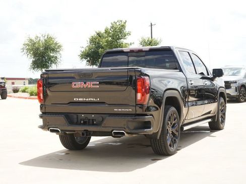 Used 2021 GMC Sierra 1500 Denali w/ Denali Ultimate Package AWD/4WD image 9