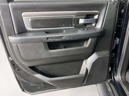 Used 2022 RAM 1500 Warlock AWD/4WD image 29