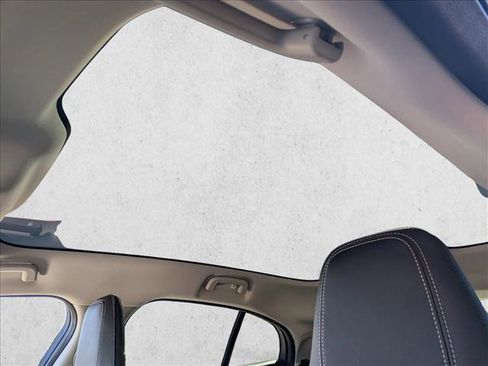 Used 2020 Jaguar I-PACE SE image 16