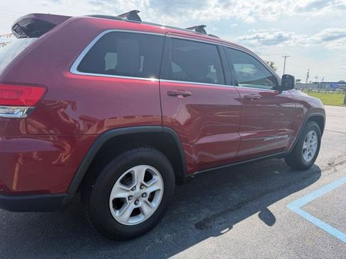 Used 2014 Jeep Grand Cherokee Laredo w/ Security & Convenience Group RWD image 36
