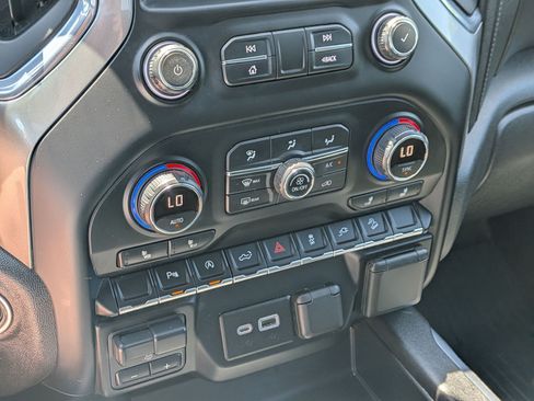 Used 2021 Chevrolet Silverado 1500 LT Trail Boss w/ Convenience Package II AWD/4WD image 22