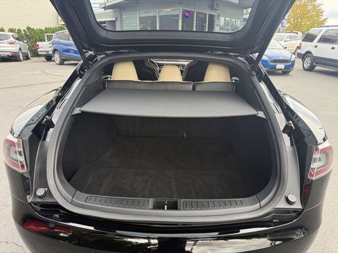 Used 2015 Tesla Model S 70 RWD image 18