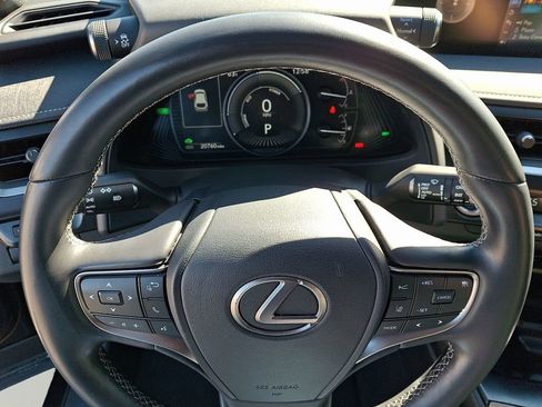 Used 2022 Lexus UX 250h w/ Premium Package image 20