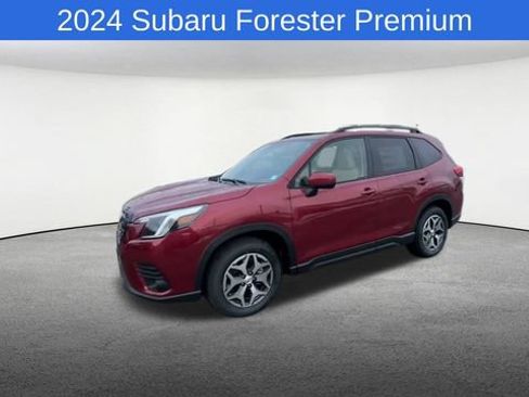 Used 2024 Subaru Forester Premium AWD/4WD image 4