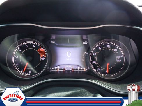 Used 2019 Jeep Cherokee High Altitude AWD/4WD image 6