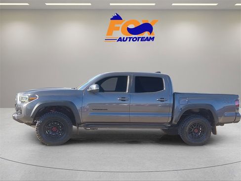 Certified 2022 Toyota Tacoma TRD Pro image 2