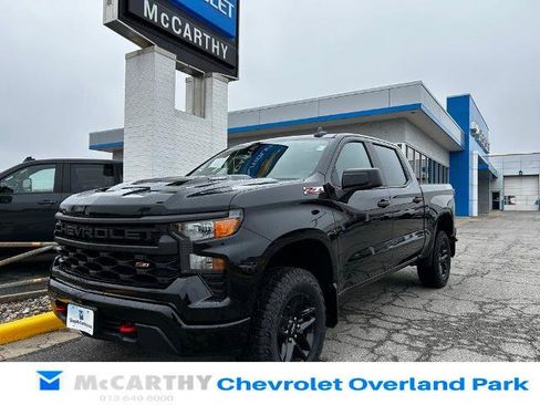 New 2026 Chevrolet Silverado 1500 Custom Trail Boss AWD/4WD image 1