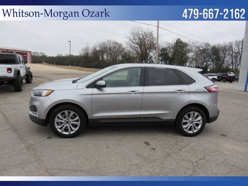 Used 2024 Ford Edge Titanium image 6