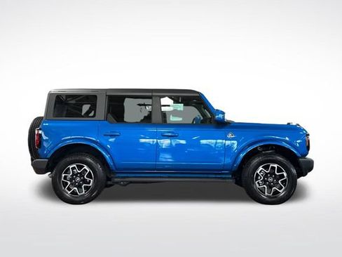 Used 2024 Ford Bronco Outer Banks AWD/4WD image 3