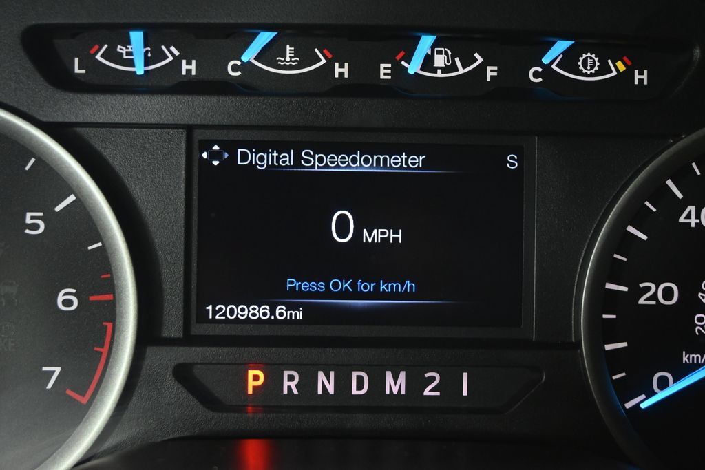 Used 2017 Ford F150 XLT w/ Equipment Group 302A Luxury AWD/4WD image 25