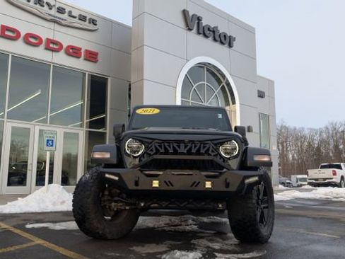 Used 2021 Jeep Wrangler Unlimited Sport AWD/4WD image 2