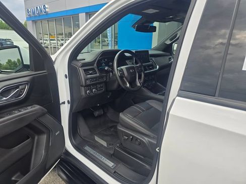 Used 2023 Chevrolet Tahoe RST w/ Max Trailering Package AWD/4WD image 10