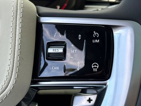 New 2026 Land Rover Range Rover Long Wheelbase SE AWD/4WD image 29