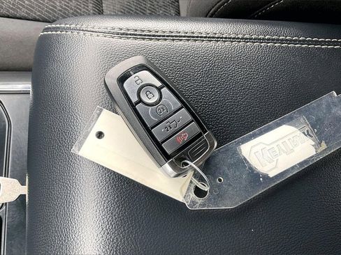 Certified 2022 Ford F150 XLT w/ Equipment Group 302A High image 34