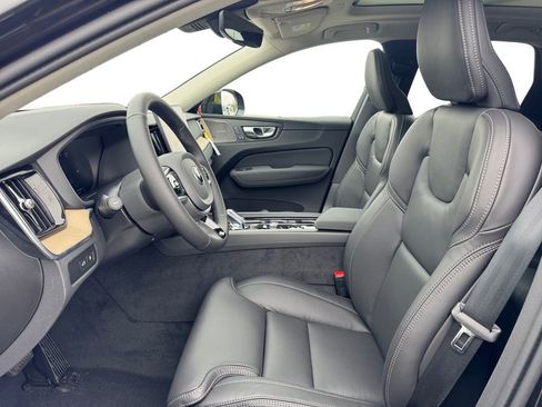 New 2026 Volvo XC60 T8 Ultra w/ Protection Package Premier AWD/4WD image 11