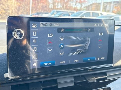 New 2025 Honda Prologue EX image 16