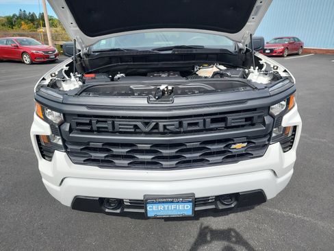 Certified 2023 Chevrolet Silverado 1500 Custom image 29