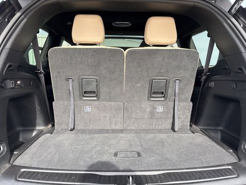 Used 2024 Jeep Grand Cherokee L Limited w/ Luxury Tech Group II image 28